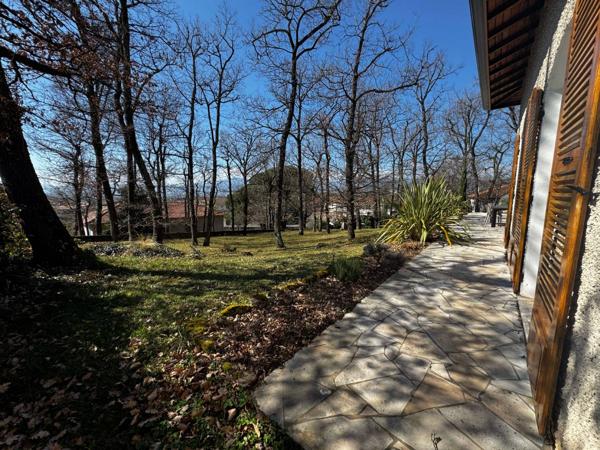Maison - 162 m² - 6 pièces à DAVEZIEUX