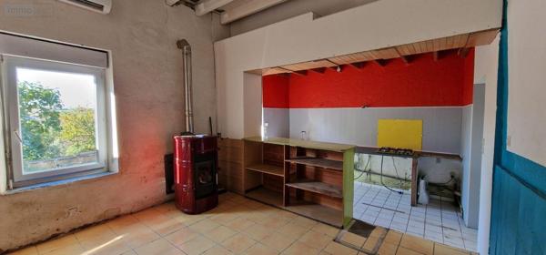 Maison de ville à vendre à Thouars dans les Deux-Sèvres (79100), ref : 79079-40   
CENTRE-VILLE