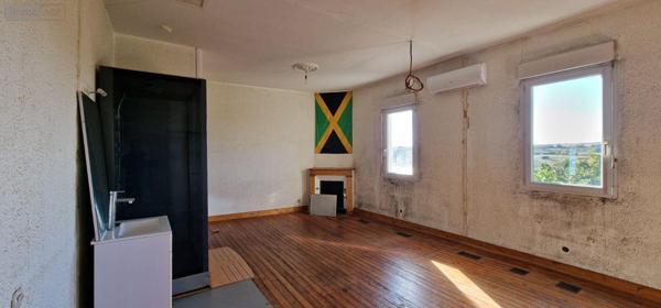 Maison de ville à vendre à Thouars dans les Deux-Sèvres (79100), ref : 79079-40   
CENTRE-VILLE