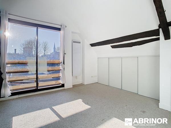 ROUBAIX CENTRE - BEAU DUPLEX ROUBAIX