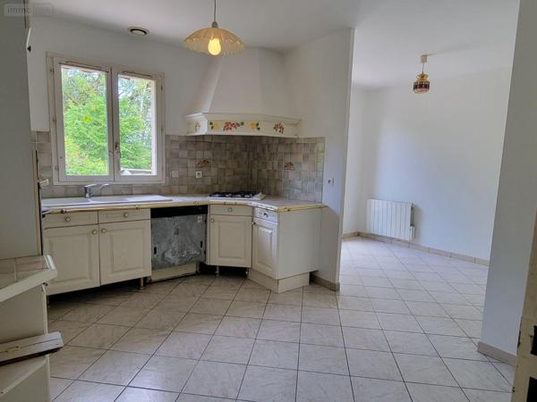 Maison à vendre à Châteaudun dans l'Eure-et-Loir (28200), ref : RCS/854