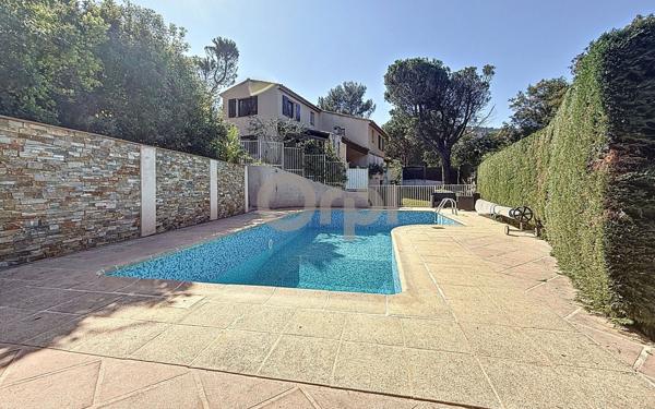 Maison à vendre    6 pièces • 116 m2 Les Issambres - Roquebrune-sur-Argens