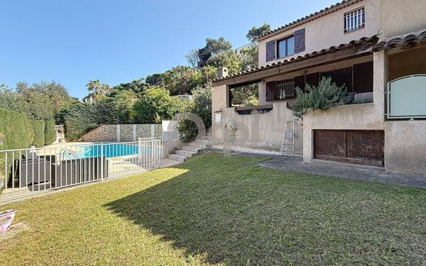 Maison à vendre    6 pièces • 116 m2 Les Issambres - Roquebrune-sur-Argens