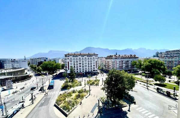 Vente / Appartement T4