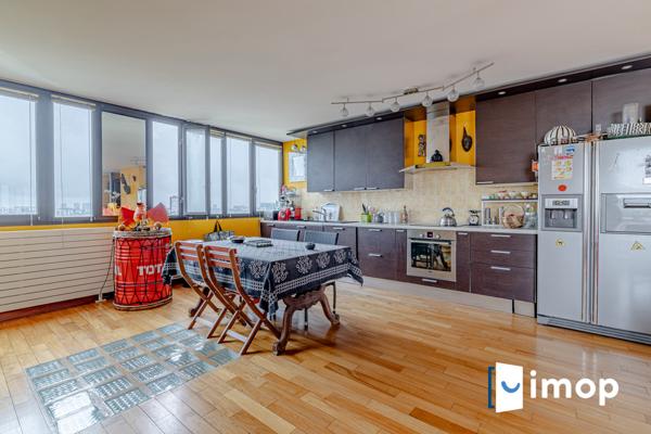 Métro Gallieni ligne 3 - Beau duplex de 92m2 avec grande terrasse