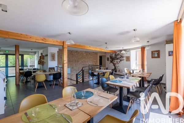 Immeuble à vendre 155 m² Le Vernet-Chaméane