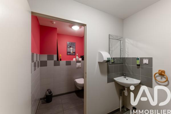 Immeuble à vendre 155 m² Le Vernet-Chaméane