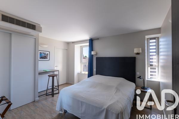 Immeuble à vendre 155 m² Le Vernet-Chaméane