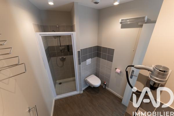 Immeuble à vendre 155 m² Le Vernet-Chaméane