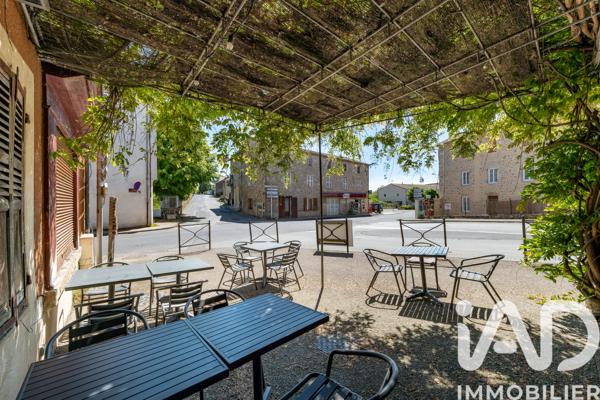 Immeuble à vendre 155 m² Le Vernet-Chaméane