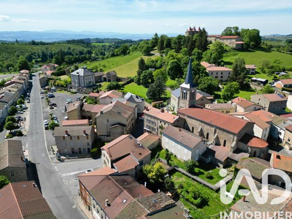 Immeuble à vendre 155 m² Le Vernet-Chaméane