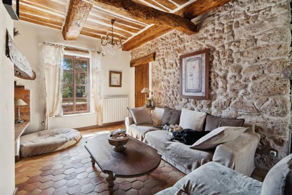 Vente Bastide 7 pièces 209 m2 à Le Cannet-des-Maures