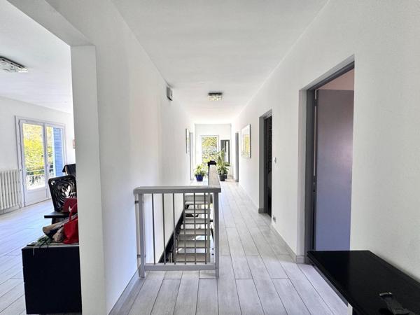 Villa contemporaine de 185m² à AIX-EN-PROVENCE