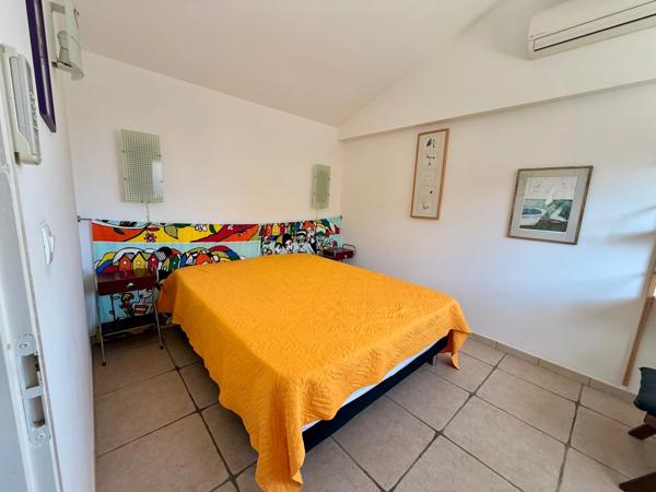 Maison plain-pied à vendre 7 pièces RIEUX MINERVOIS (11) 178m2 habitables dont gite de 50m2 sur terrain 725m2 avec piscine