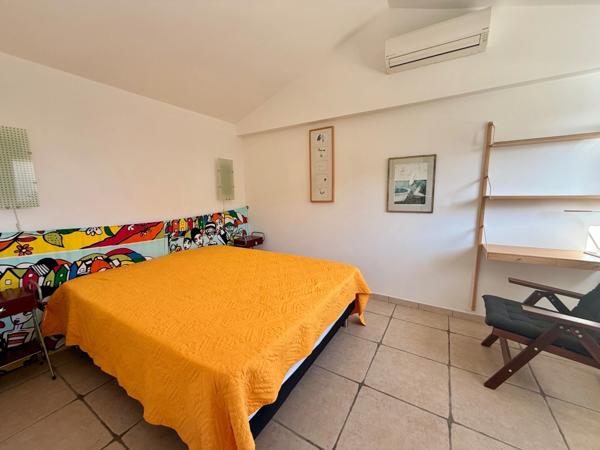Maison plain-pied à vendre 7 pièces RIEUX MINERVOIS (11) 178m2 habitables dont gite de 50m2 sur terrain 725m2 avec piscine