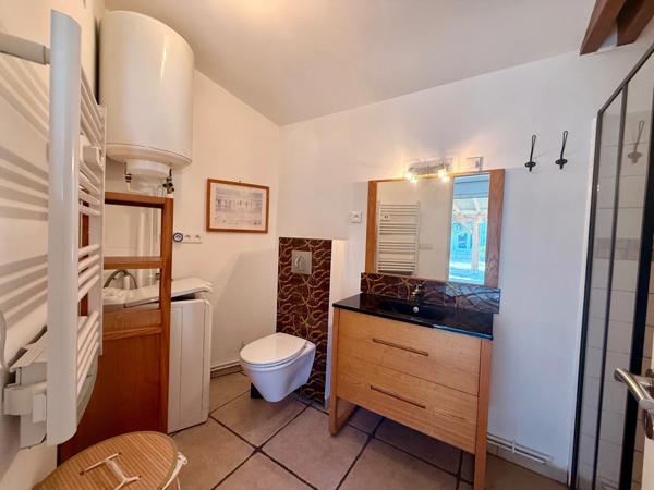 Maison plain-pied à vendre 7 pièces RIEUX MINERVOIS (11) 178m2 habitables dont gite de 50m2 sur terrain 725m2 avec piscine