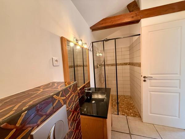 Maison plain-pied à vendre 7 pièces RIEUX MINERVOIS (11) 178m2 habitables dont gite de 50m2 sur terrain 725m2 avec piscine