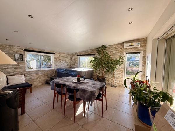 Maison plain-pied à vendre 7 pièces RIEUX MINERVOIS (11) 178m2 habitables dont gite de 50m2 sur terrain 725m2 avec piscine