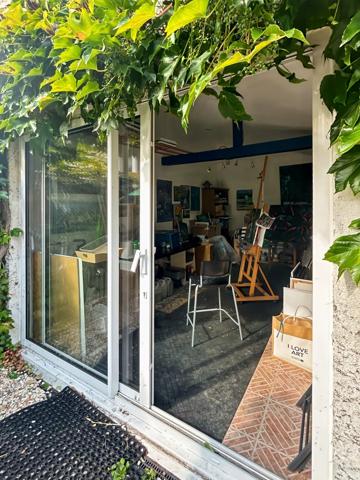 Vente                                                      Maison
                        
                     8 pièces                      220 m2                     à Fontainebleau