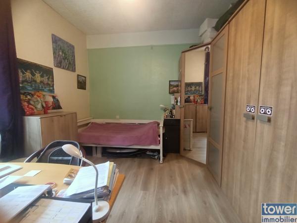 Maison
                                                                                                                                                                                                                                                                                                                        5 pièce(s)                                                                                                                                                                                                          3 chambre(s)                                                                                                                                                                                                          99  m²