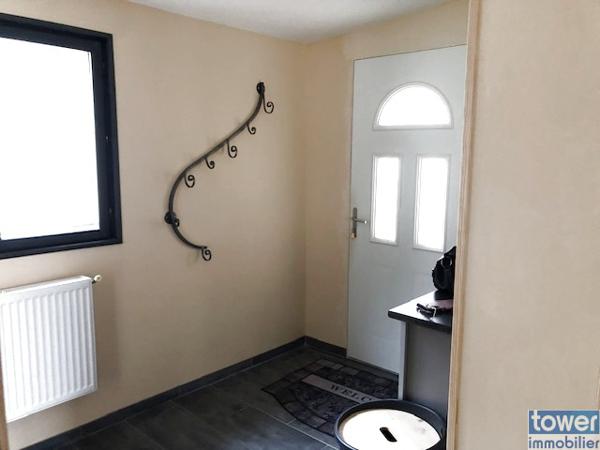 Maison
                                                                                                                                                                                                                                                                                                                        5 pièce(s)                                                                                                                                                                                                          4 chambre(s)                                                                                                                                                                                                          141  m²