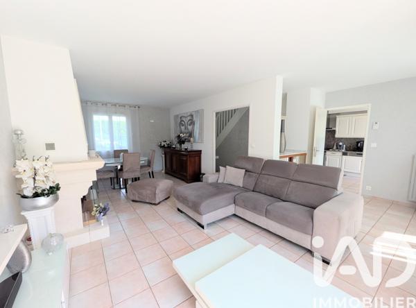 Maison à vendre 5 pièces 106 m² Chelles