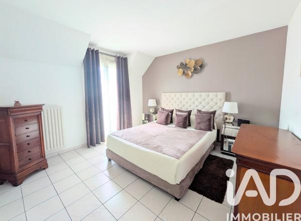 Maison à vendre 5 pièces 106 m² Chelles