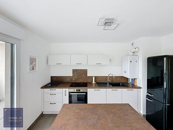 Appartement T3 meublé - Terrasse + Parking , Saint genis laval Appartement T3 meublé - Terrasse + Parking , Saint genis laval