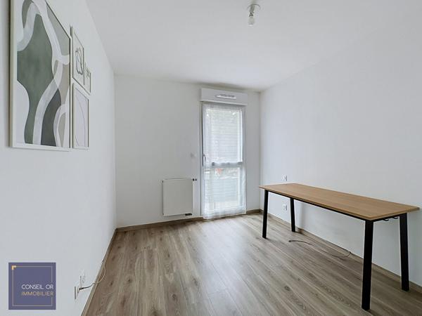 Appartement T3 meublé - Terrasse + Parking , Saint genis laval Appartement T3 meublé - Terrasse + Parking , Saint genis laval