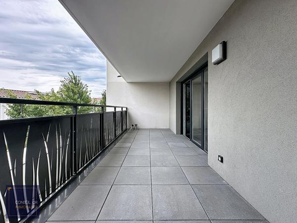 Appartement T3 meublé - Terrasse + Parking , Saint genis laval Appartement T3 meublé - Terrasse + Parking , Saint genis laval