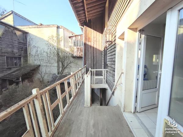 SAINTE MENEHOULD - HYPER CENTRE
Appartement de 167 m² à réhabiliter avec grenier au-dessus