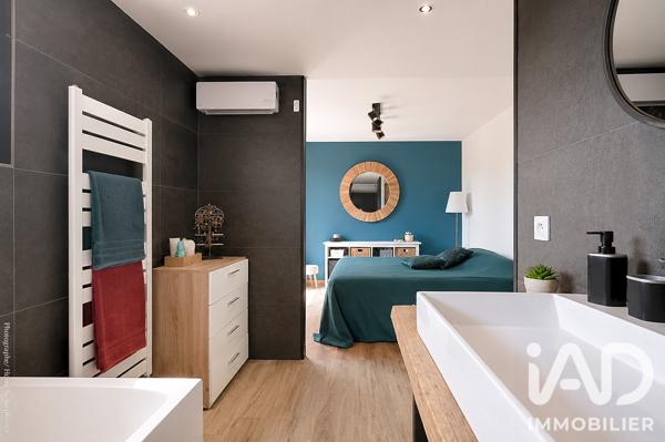 Maison à vendre 8 pièces 242 m² Carnoux-en-Provence