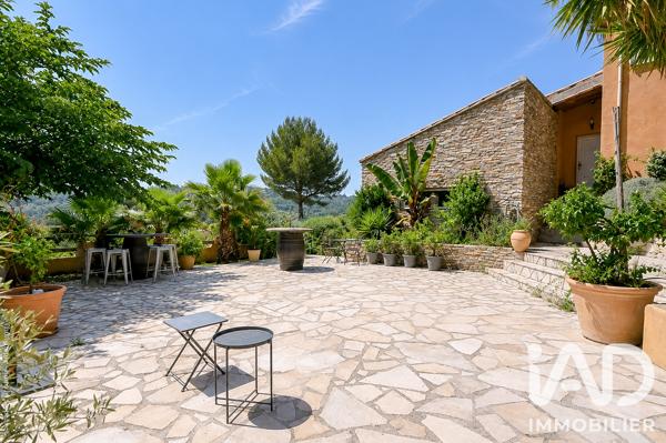 Maison à vendre 8 pièces 242 m² Carnoux-en-Provence