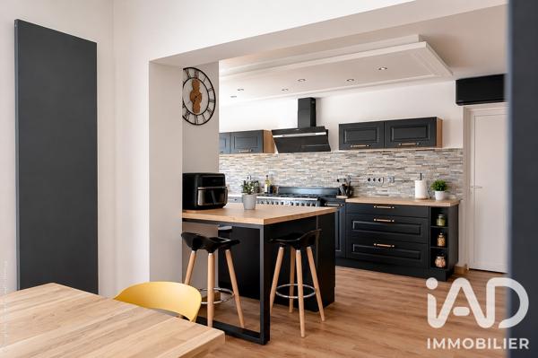 Maison à vendre 8 pièces 242 m² Carnoux-en-Provence