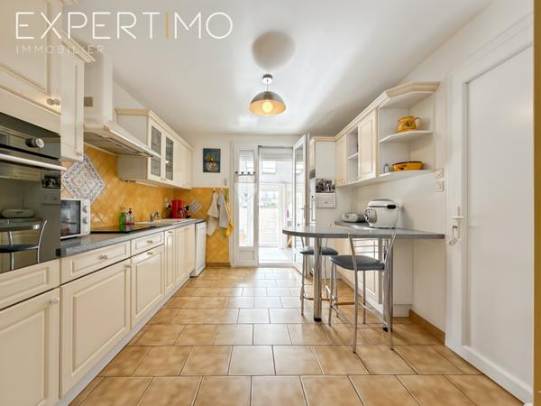 Vendres (34350) EXCLUSIVITÉ : VENDRES VILLAGE : Villa de Plain-Pied entre Village et Mer