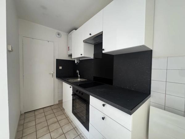 Location Studio 1 pièces 27 m2 à Saint-Étienne