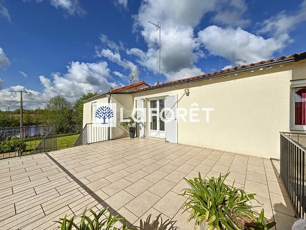 Achat maison près de NUEIL LES AUBIERS - 5 pièce(s) - 111 m² - 243 790 €