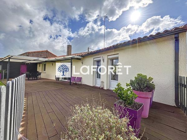 Achat maison près de NUEIL LES AUBIERS - 5 pièce(s) - 111 m² - 243 790 €