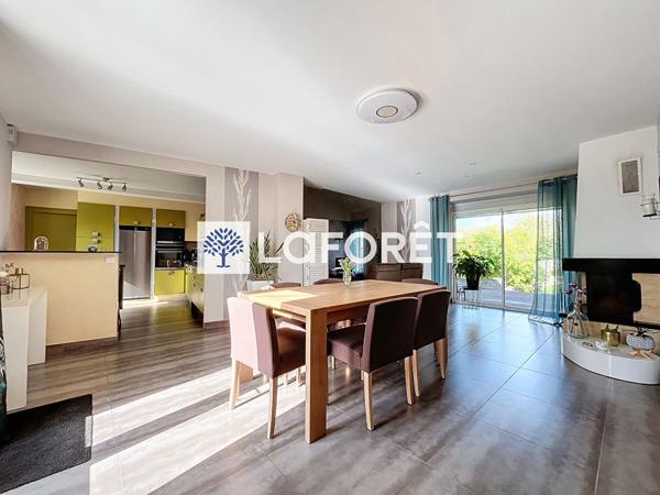 Achat maison près de NUEIL LES AUBIERS - 5 pièce(s) - 111 m² - 243 790 €