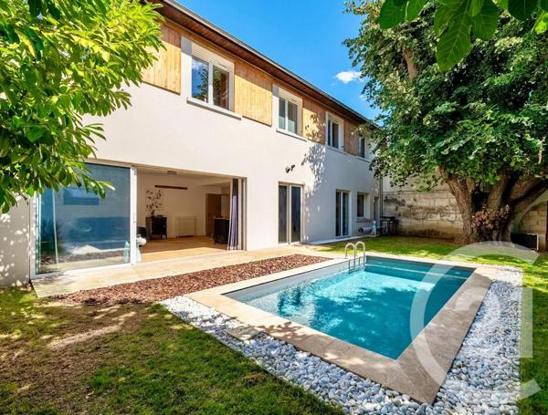 Maison à vendre  5 pièces - 219 m2 PERIGUEUX - 24