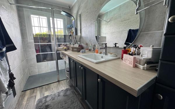 Maison à vendre    5 pièces • 130 m2 Saint-Just-en-Chaussée