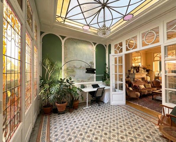 Lille Vauban Cormontaigne, très belle maison fin 19 ième de 236 m2, 6 chambres, jardin. Lille Lille Vauban Cormontaigne, très belle maison fin 19 ième de 236 m2, 6 chambres, jardin. Lille