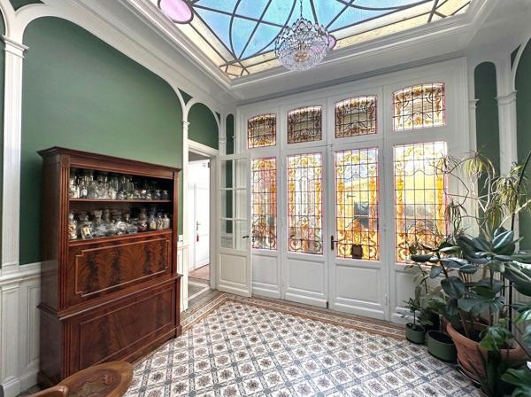 Lille Vauban Cormontaigne, très belle maison fin 19 ième de 236 m2, 6 chambres, jardin. Lille Lille Vauban Cormontaigne, très belle maison fin 19 ième de 236 m2, 6 chambres, jardin. Lille