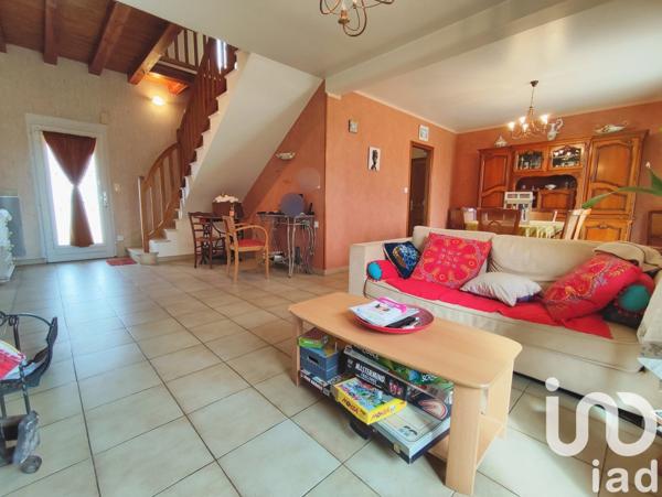 Maison à vendre 6 pièces 124 m² Confolens