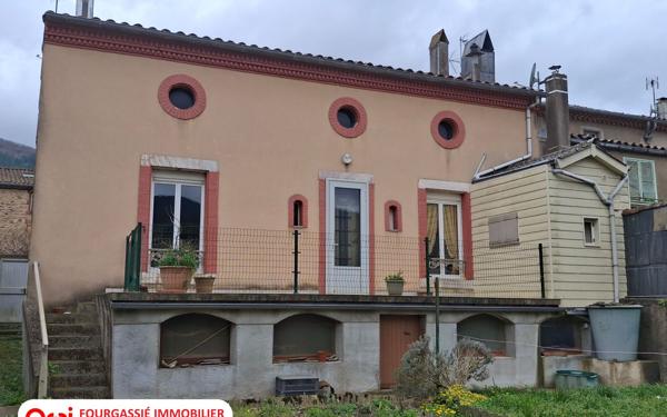 Maison à vendre    3 pièces •  Lacabarède