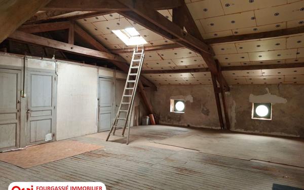 Maison à vendre    3 pièces •  Lacabarède