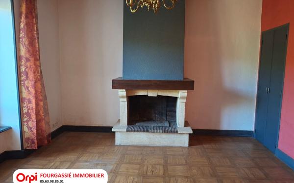 Maison à vendre    3 pièces •  Lacabarède