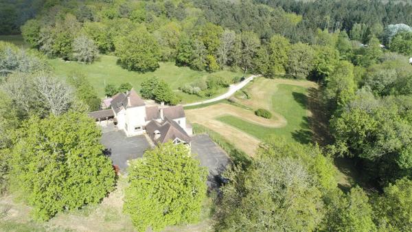 Vente Maison 11 pièces 275 m2 à Villefranche-du-Périgord