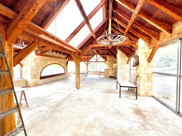 Vente Maison 11 pièces 275 m2 à Villefranche-du-Périgord