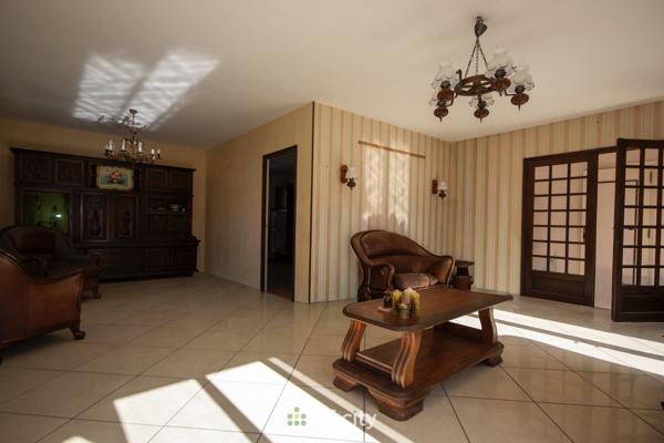 Maison 6 pièces - 230 m² Exclusivité efficity